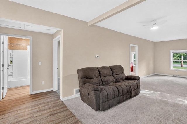 3192 W Michigan Avenue, Battle Creek, MI 49037
