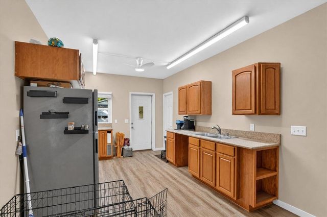 3192 W Michigan Avenue, Battle Creek, MI 49037