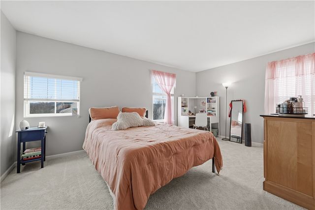 2704 Pittsburgh, Franklin Park, PA 15143