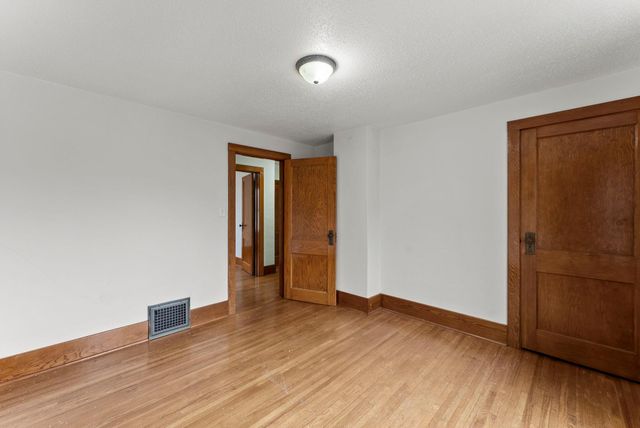 201 3rd Street S, Raymond, MN 56282