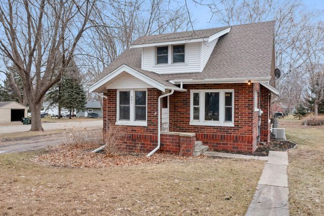 201 3rd Street S, Raymond, MN 56282