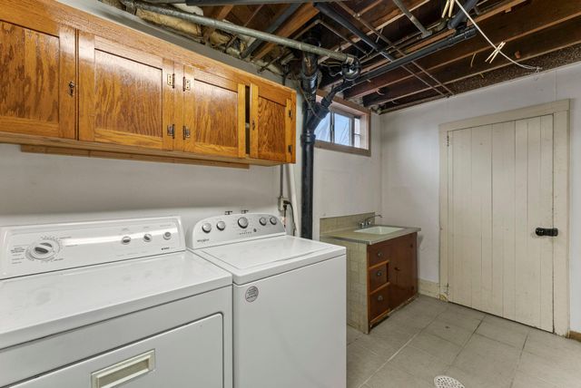 201 3rd Street S, Raymond, MN 56282