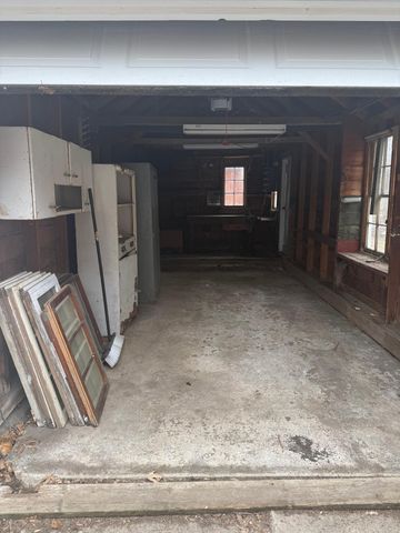 201 3rd Street S, Raymond, MN 56282