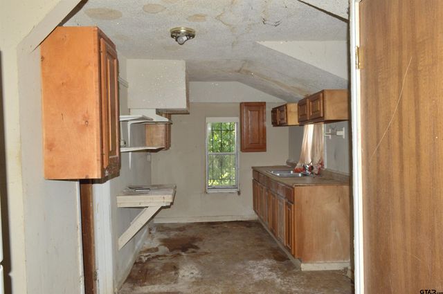 3210 Bellwood, Tyler, TX 75701