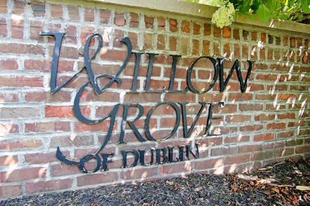 6756 Willow Grove Place E, Dublin, OH 43017
