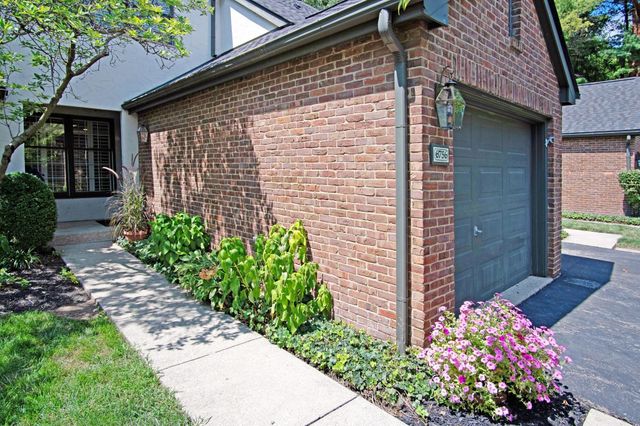 6756 Willow Grove Place E, Dublin, OH 43017