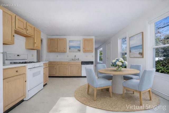 47 May Lane, Centerville, MA 02632