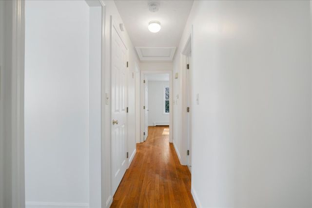 47 May Lane, Centerville, MA 02632