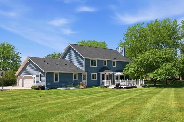 W330N5888 Cedar Bay DRIVE, Nashotah, WI 53058
