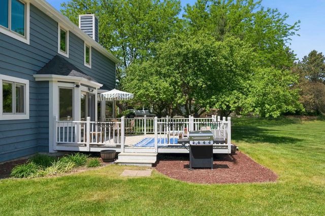 W330N5888 Cedar Bay DRIVE, Nashotah, WI 53058