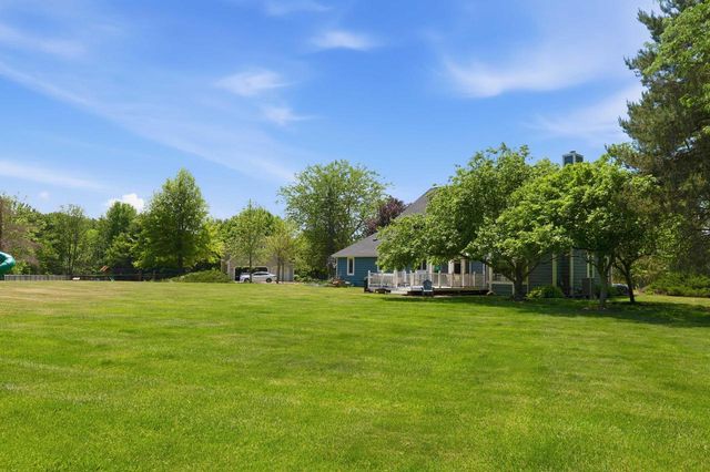 W330N5888 Cedar Bay DRIVE, Nashotah, WI 53058