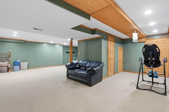 W330N5888 Cedar Bay DRIVE, Nashotah, WI 53058