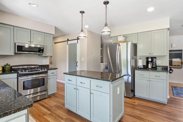 W330N5888 Cedar Bay DRIVE, Nashotah, WI 53058