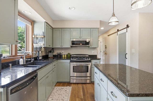W330N5888 Cedar Bay DRIVE, Nashotah, WI 53058