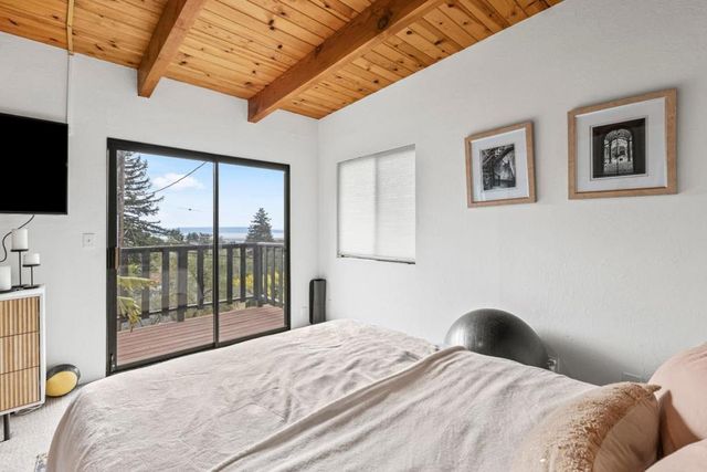 3320 Robinson Drive, Oakland, CA 94602