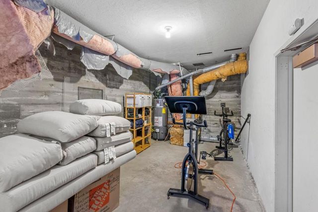 3320 Robinson Drive, Oakland, CA 94602