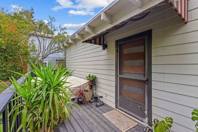 3320 Robinson Drive, Oakland, CA 94602