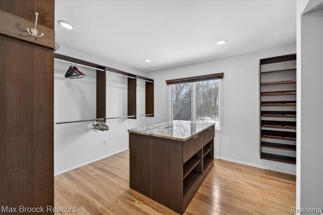 25797 Arcadia Drive, Novi, MI 48374