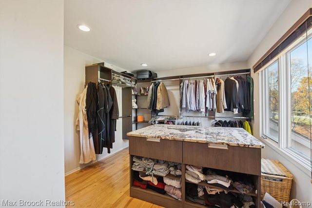 25797 Arcadia Drive, Novi, MI 48374