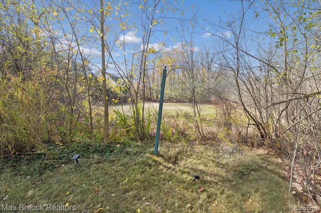 25797 Arcadia Drive, Novi, MI 48374