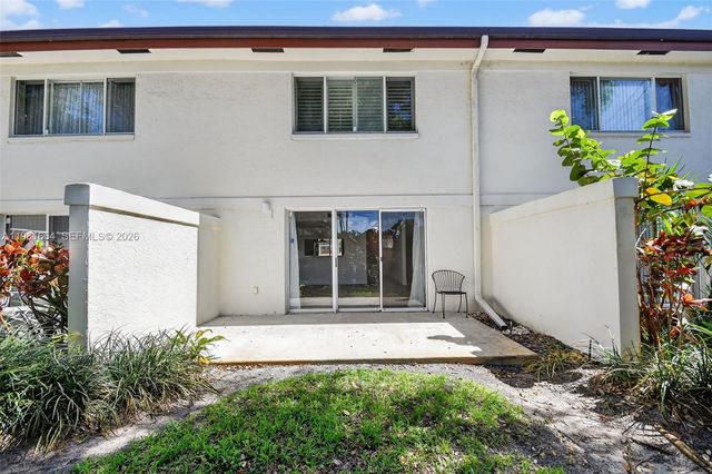 101 E Half Moon Cir B, Hypoluxo, FL 33462