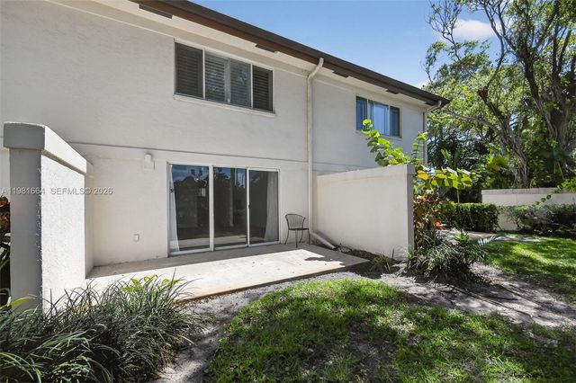 101 E Half Moon Cir B, Hypoluxo, FL 33462