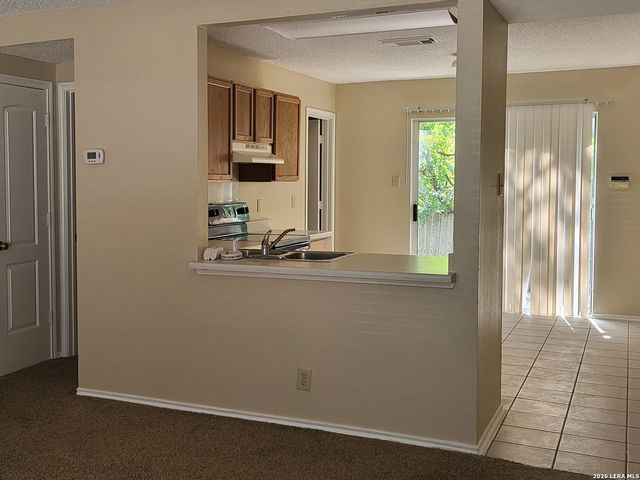 8934 Branding Fld, San Antonio, TX 78240