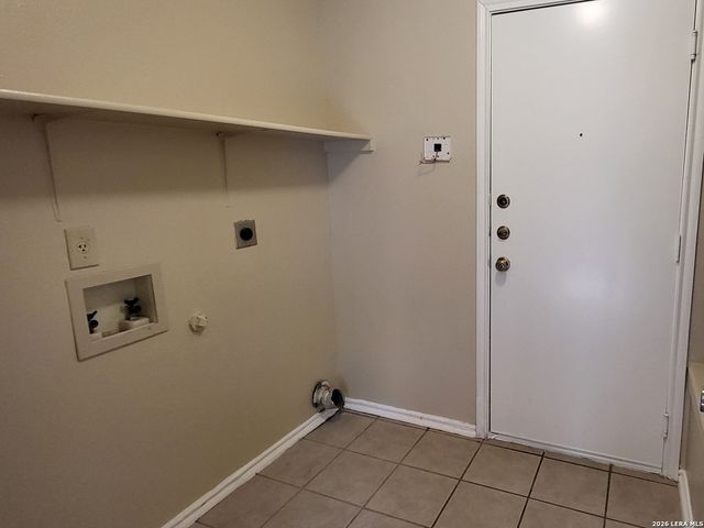 8934 Branding Fld, San Antonio, TX 78240
