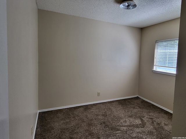 8934 Branding Fld, San Antonio, TX 78240