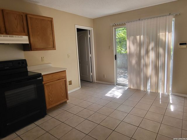 8934 Branding Fld, San Antonio, TX 78240