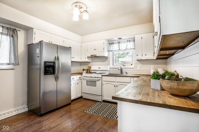 307 W Roosevelt Drive, Greenfield, IN 46140
