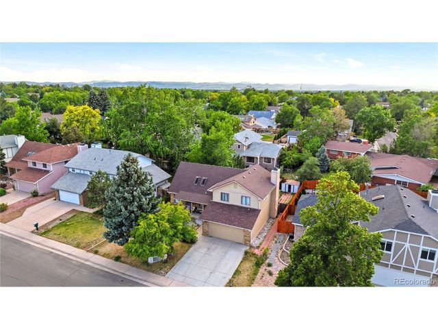 2131 S Newark Way, Aurora, CO 80014