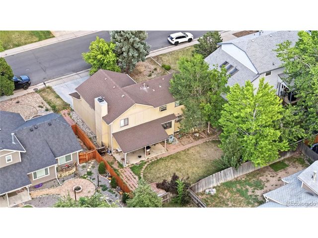 2131 S Newark Way, Aurora, CO 80014