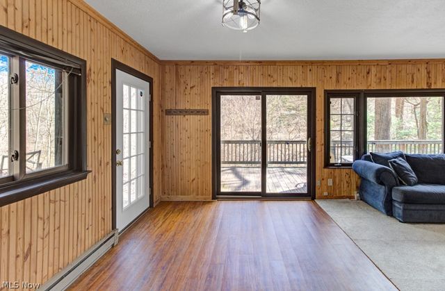 8087 2nd Drive SW, Bowerston, OH 44695