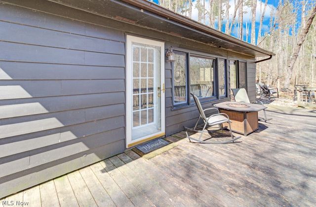 8087 2nd Drive SW, Bowerston, OH 44695