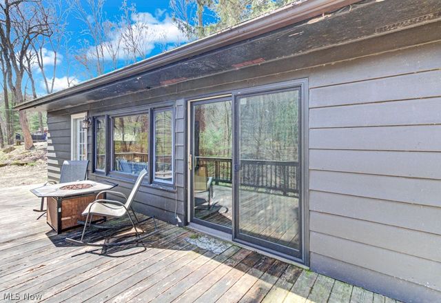 8087 2nd Drive SW, Bowerston, OH 44695