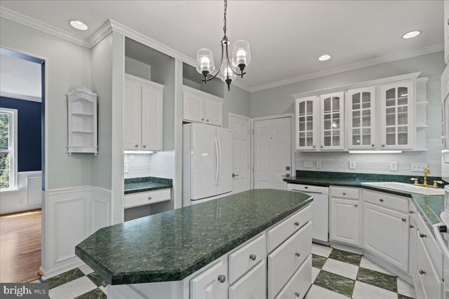 28920 LIVINGSTON DR, Mechanicsville, MD 20659