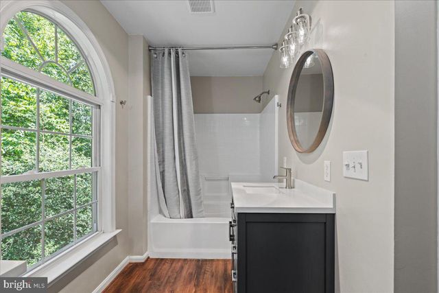 28920 LIVINGSTON DR, Mechanicsville, MD 20659