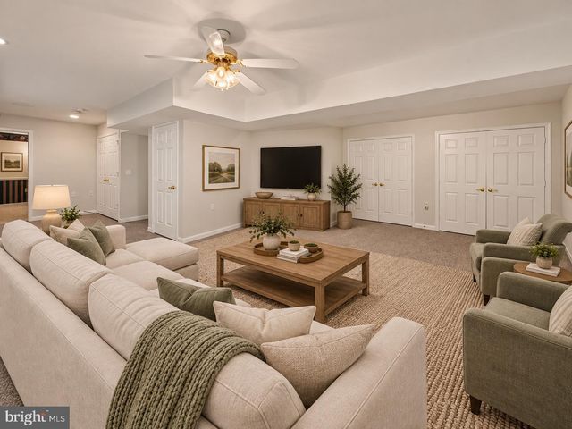 28920 LIVINGSTON DR, Mechanicsville, MD 20659