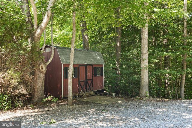 28920 LIVINGSTON DR, Mechanicsville, MD 20659