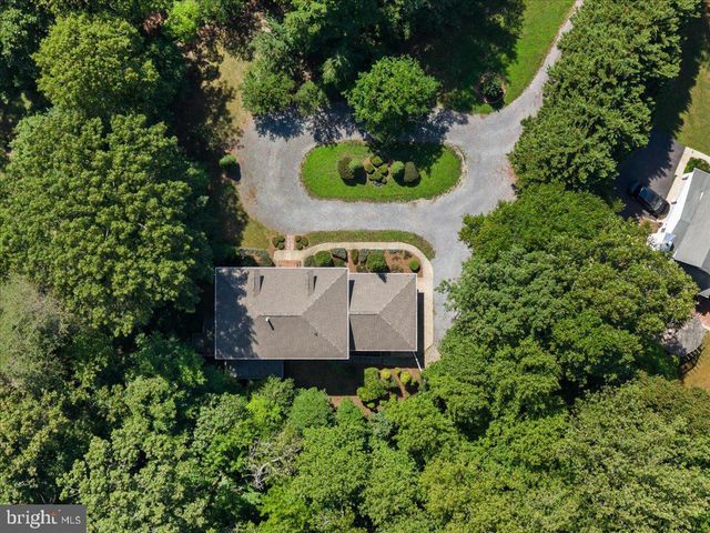 28920 LIVINGSTON DR, Mechanicsville, MD 20659