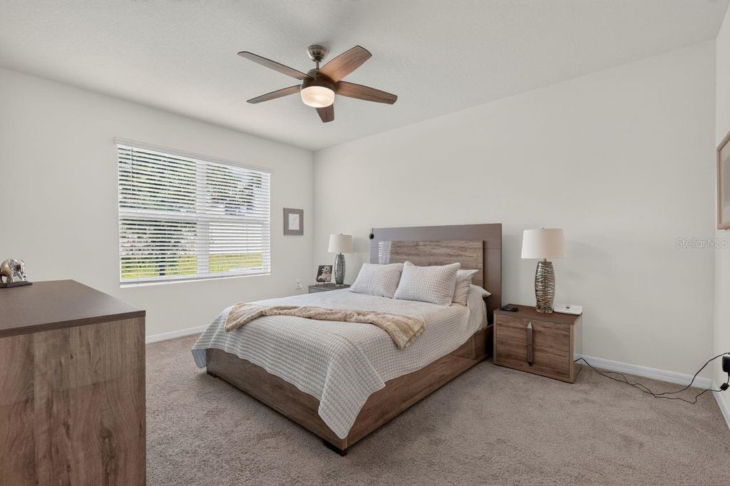 Image 12 of property listing at 17709 CANOPY PLACE, Bradenton, FL 34211