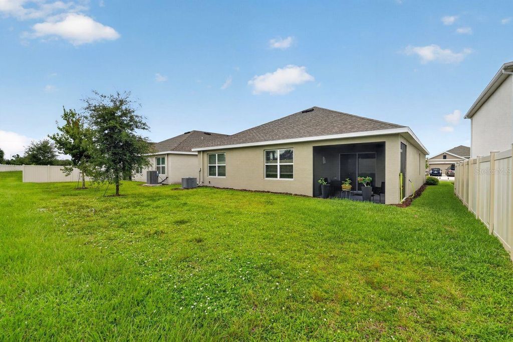 Image 26 of property listing at 17709 CANOPY PLACE, Bradenton, FL 34211