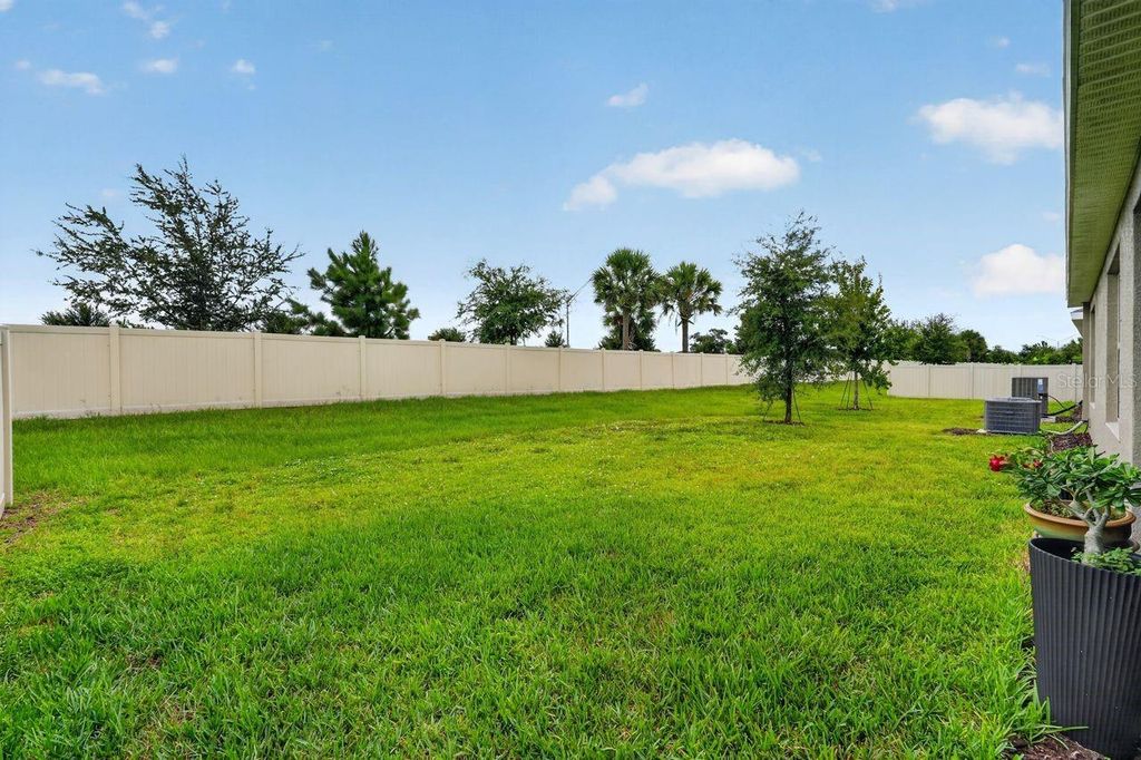 Image 29 of property listing at 17709 CANOPY PLACE, Bradenton, FL 34211
