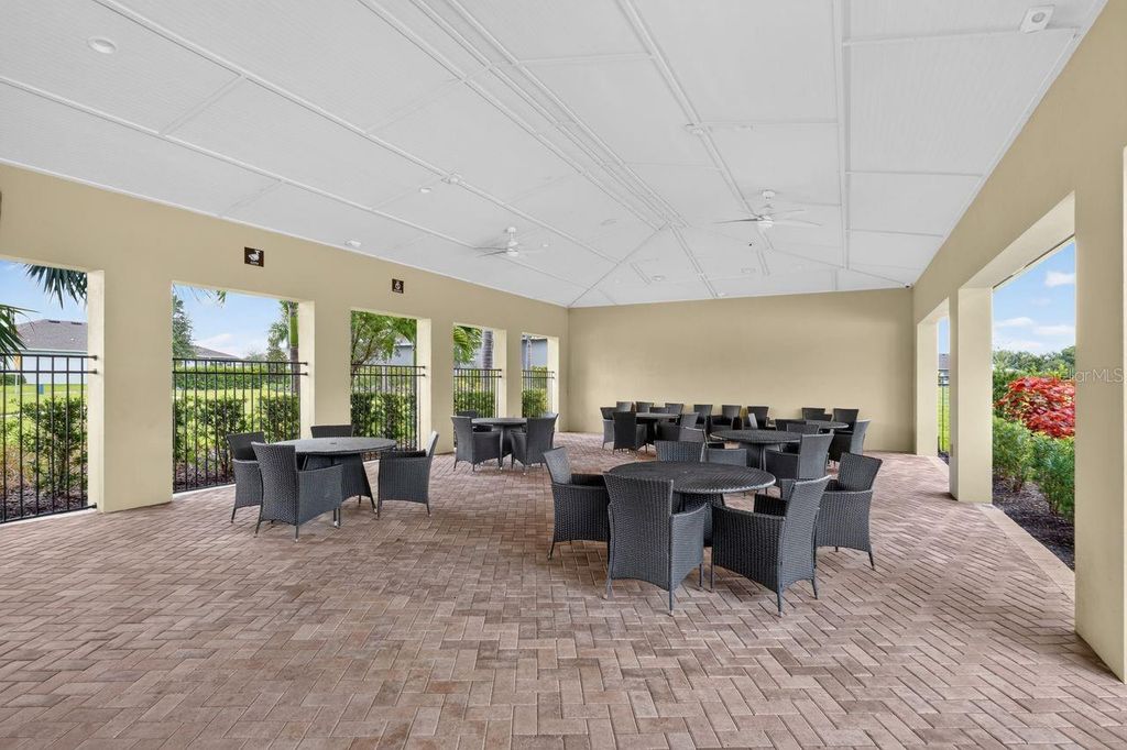 Image 43 of property listing at 17709 CANOPY PLACE, Bradenton, FL 34211