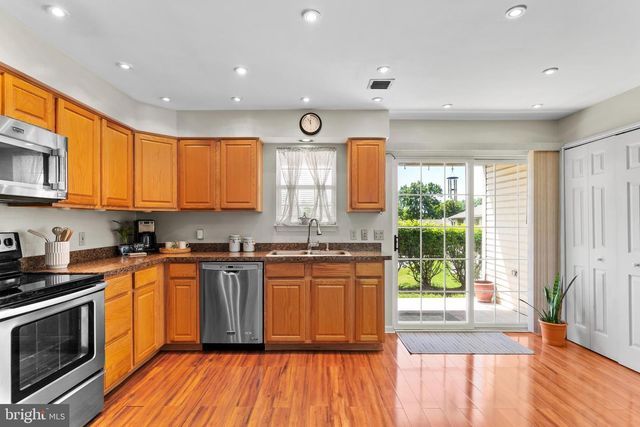 128 HIDDENWOOD DR, Harrisburg, PA 17110