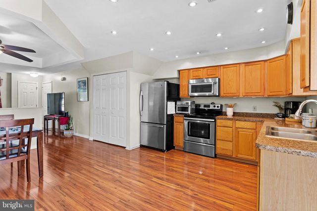 128 HIDDENWOOD DR, Harrisburg, PA 17110