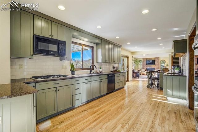 1655 Stoney Point Court, Colorado Springs, CO 80919