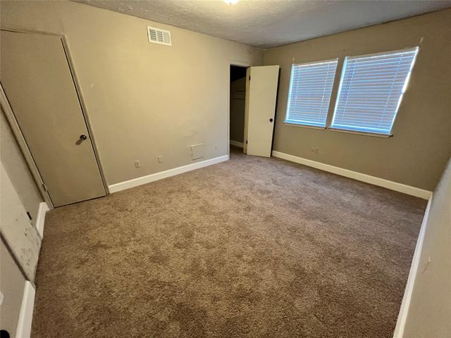 12239 W Village Drive B, Houston, TX 77039