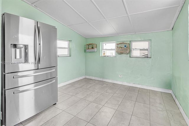 1021 NW 23rd Road, Fort Lauderdale, FL 33311